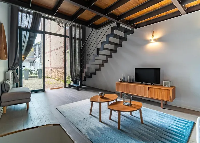 Holiday home Charmante Maison - Plein Centre Deauville